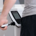 بررسی کامل دستگاه بادی آنالایزر | تحلیل ترکیب بدن، درصد چربی، عضله و سن بیولوژیک