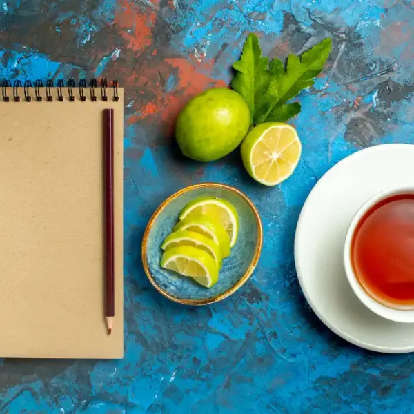 نحوه لاغری با چای سبز | 7 روش علمی برای چربی‌سوزی طبیعی